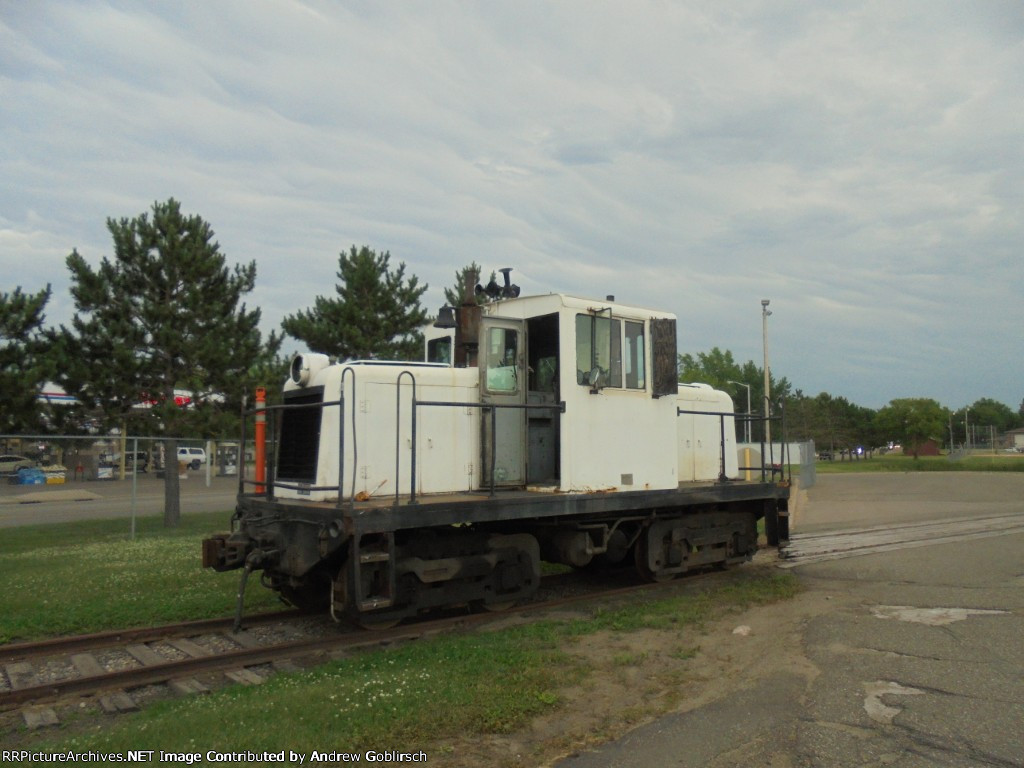 White Tonner Switcher